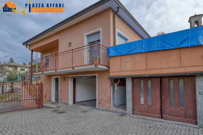 Casa singola in vendita a Luino