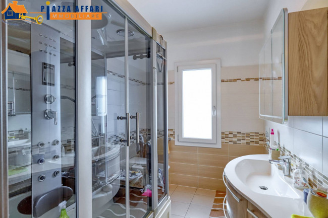 Casa singola in vendita a Luino