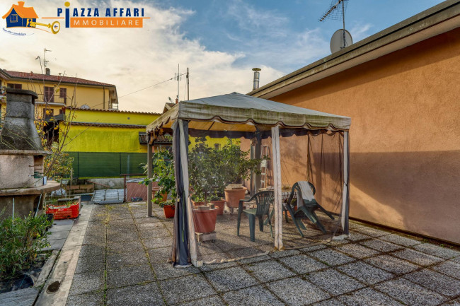 Casa singola in vendita a Luino