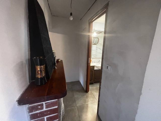 Porzione di Casa Terra / Cielo in vendita a Cadegliano-Viconago