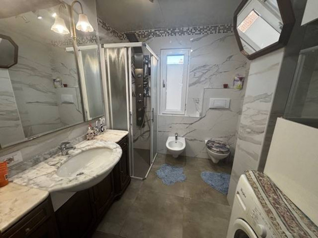 Porzione di Casa Terra / Cielo in vendita a Cadegliano-Viconago