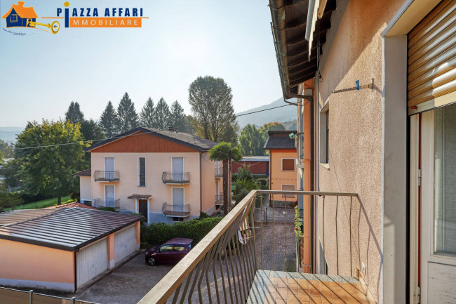 Appartamento in vendita a Lavena Ponte Tresa