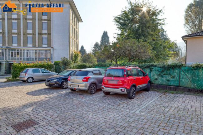 Appartamento in vendita a Lavena Ponte Tresa