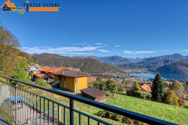 Villa in vendita a Cadegliano-Viconago