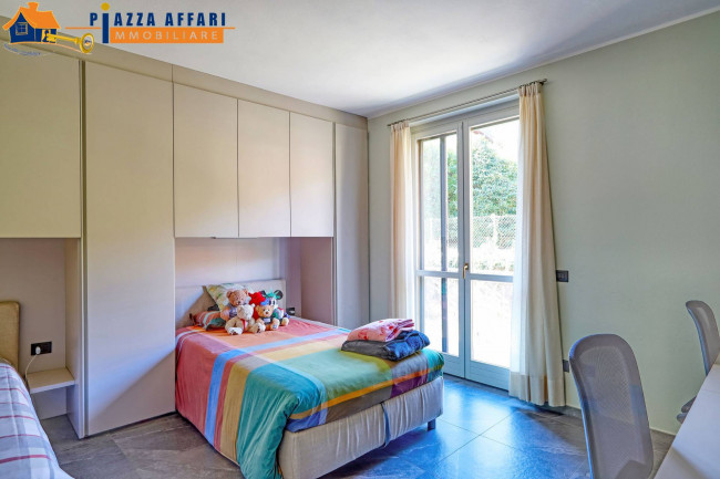 Villa in vendita a Cadegliano-Viconago