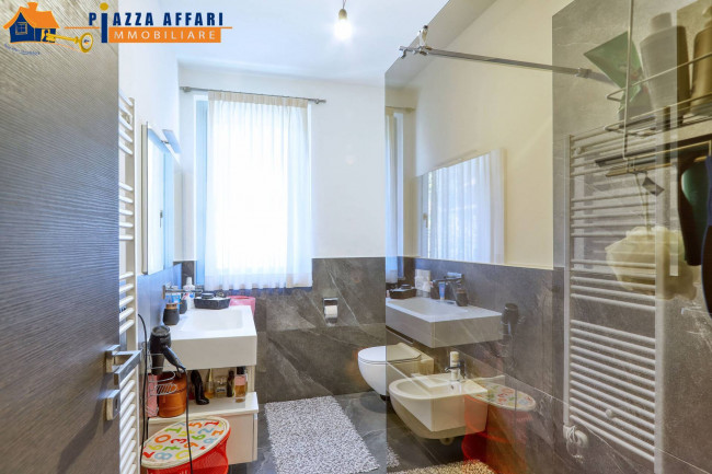 Villa in vendita a Cadegliano-Viconago