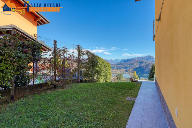 Villa in vendita a Cadegliano-Viconago