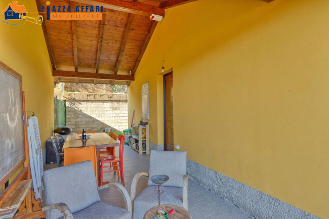 Villa in vendita a Cadegliano-Viconago