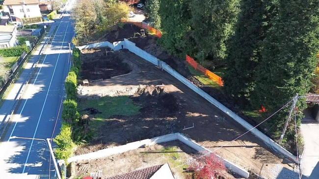 Casa singola in vendita a Marchirolo