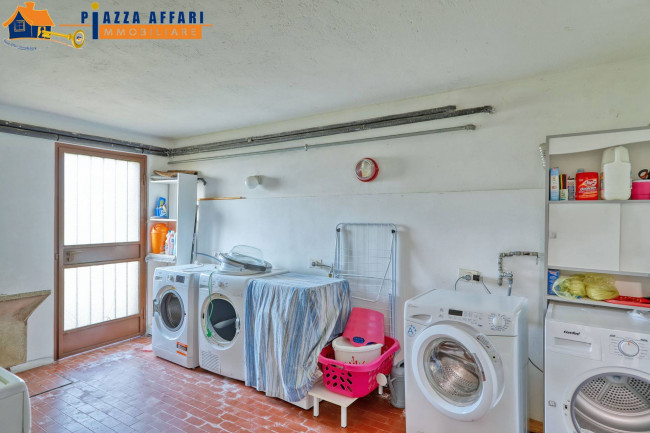 Appartamento in vendita a Marchirolo