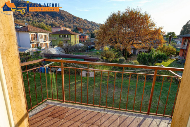 Appartamento in vendita a Marchirolo