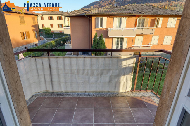 Appartamento in vendita a Marchirolo