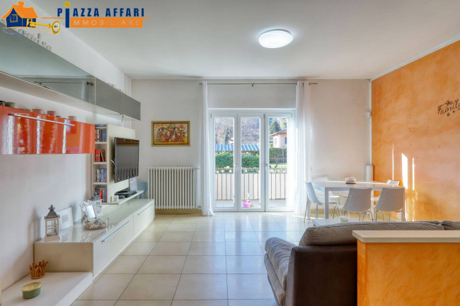 Appartamento in vendita a Marchirolo