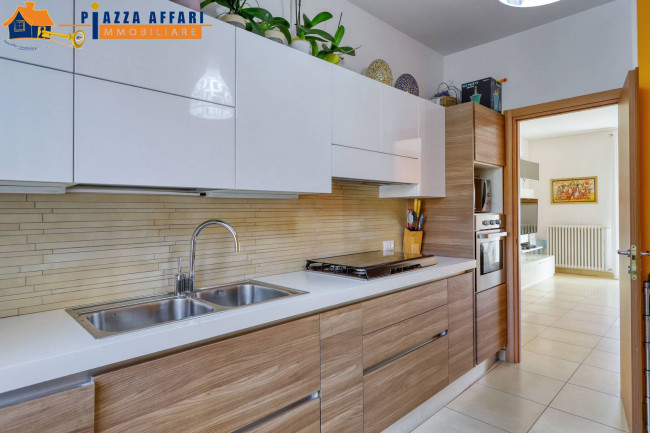 Appartamento in vendita a Marchirolo