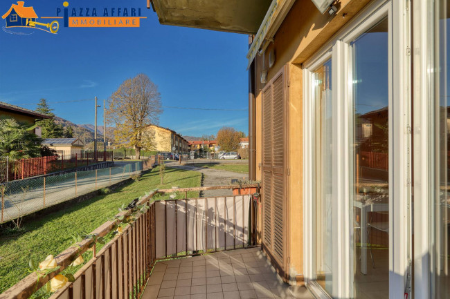 Appartamento in vendita a Marchirolo