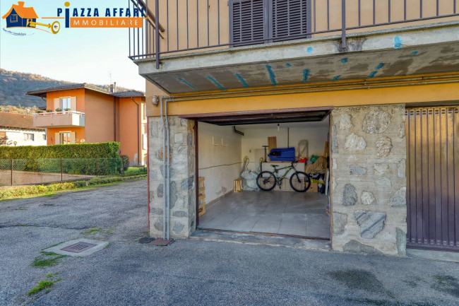 Appartamento in vendita a Marchirolo