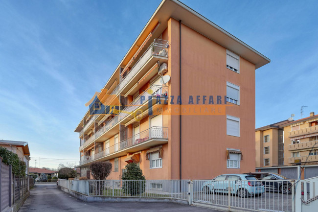 Appartamento in vendita a Oggiona con Santo Stefano