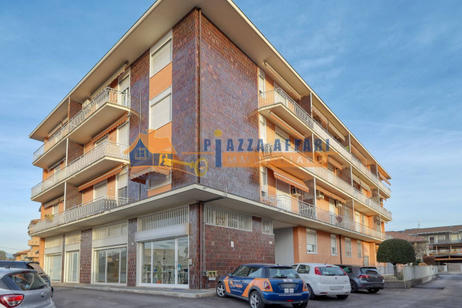 Appartamento in vendita a Oggiona con Santo Stefano