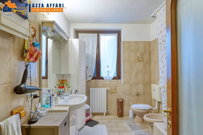 Appartamento in vendita a Marchirolo