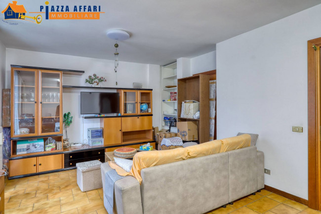 Appartamento in vendita a Marchirolo