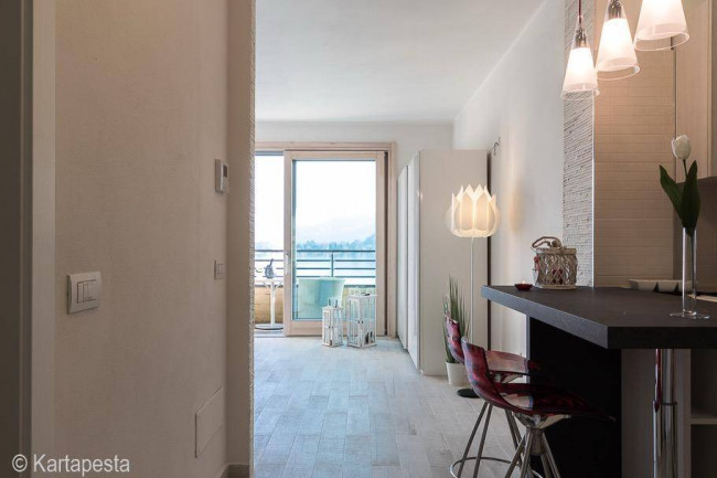 Appartamento in vendita a Lavena Ponte Tresa