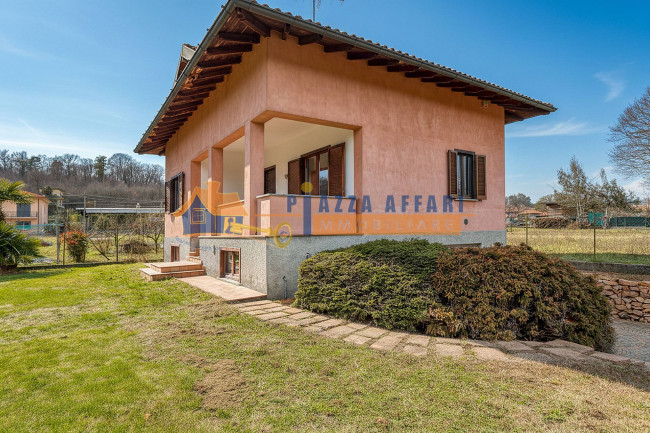 Villa in vendita a Albizzate