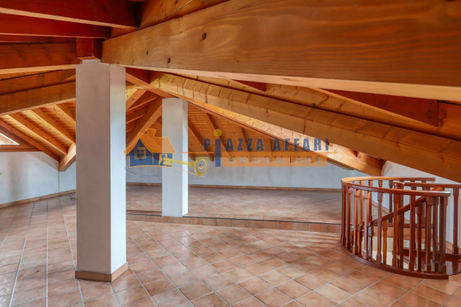 Villa in vendita a Albizzate