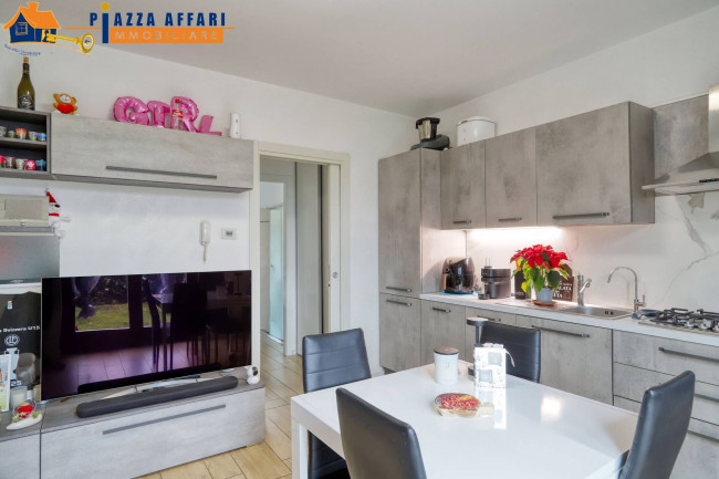 Appartamento in vendita a Lavena Ponte Tresa