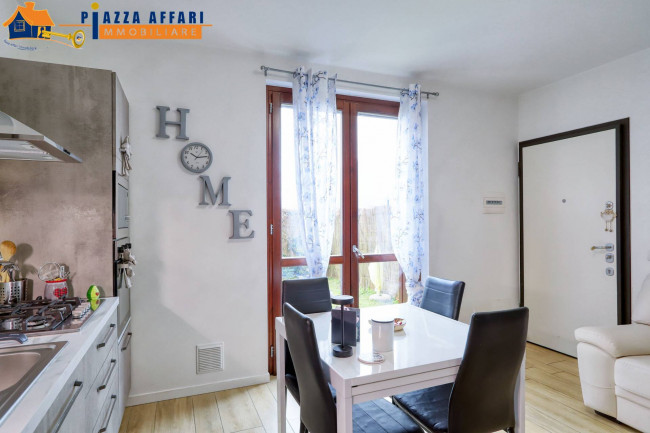 Appartamento in vendita a Lavena Ponte Tresa