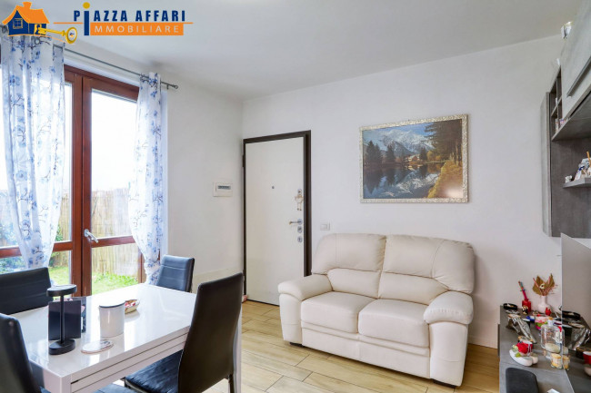 Appartamento in vendita a Lavena Ponte Tresa