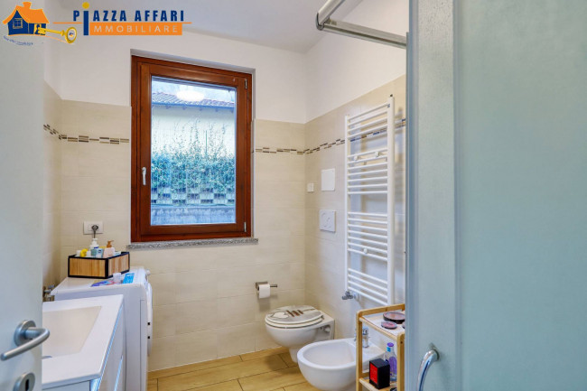 Appartamento in vendita a Lavena Ponte Tresa