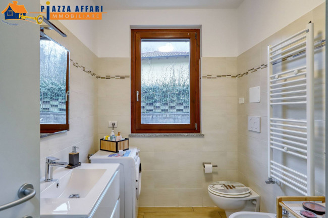 Appartamento in vendita a Lavena Ponte Tresa