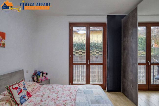 Appartamento in vendita a Lavena Ponte Tresa