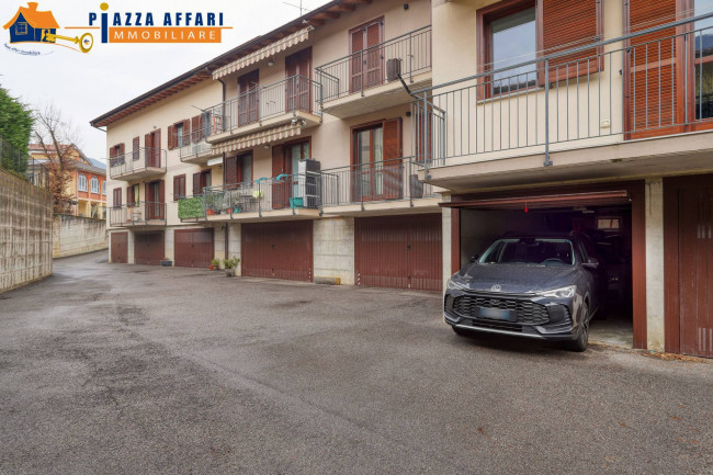 Appartamento in vendita a Lavena Ponte Tresa