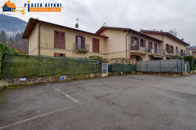 Appartamento in vendita a Lavena Ponte Tresa