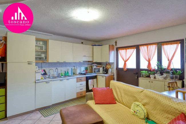 Porzione di Casa Terra / Cielo in vendita a Bisuschio