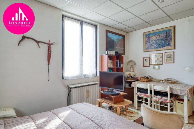 Porzione di Casa Terra / Cielo in vendita a Bisuschio