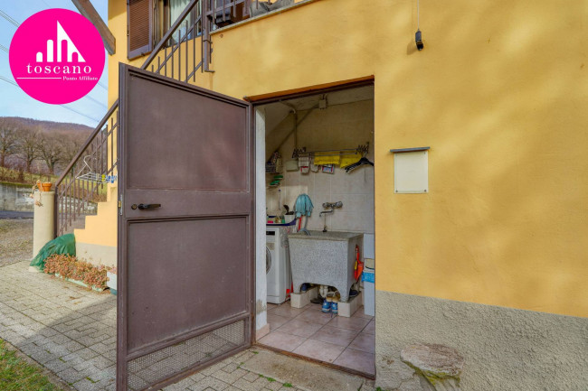 Porzione di Casa Terra / Cielo in vendita a Bisuschio