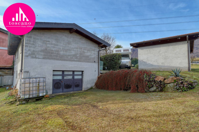Porzione di Casa Terra / Cielo in vendita a Bisuschio