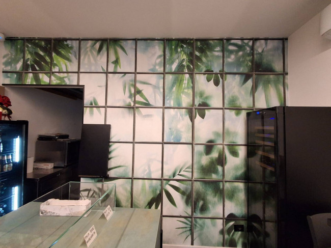 Attività commerciale in vendita a Lavena Ponte Tresa