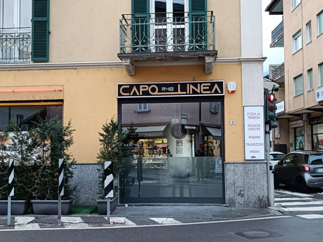 Attività commerciale in vendita a Lavena Ponte Tresa