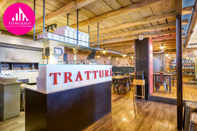 Attività commerciale in vendita a Luino