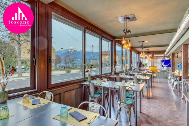 Attività commerciale in vendita a Luino