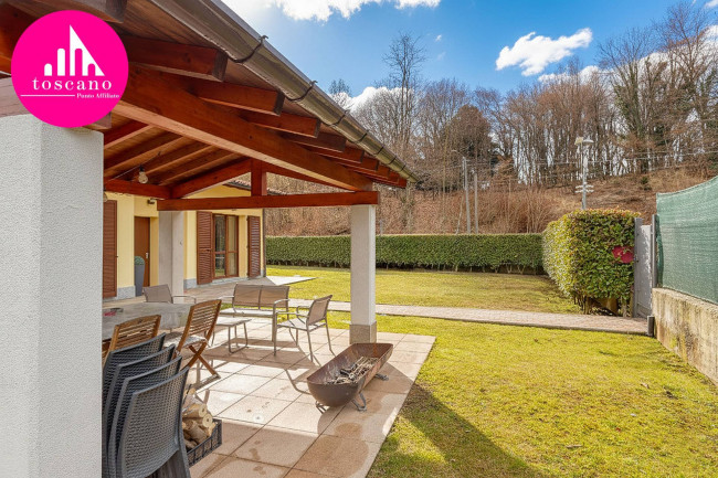 Villa in vendita a Cadegliano-Viconago