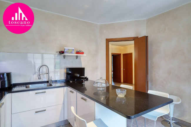 Villa in vendita a Cadegliano-Viconago