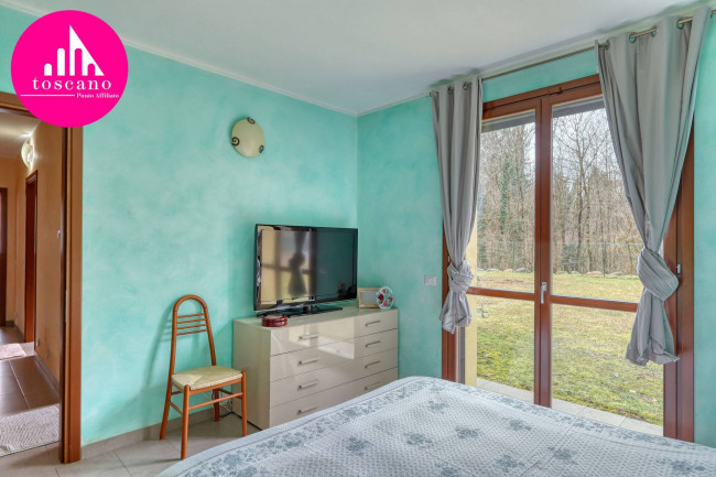 Villa in vendita a Cadegliano-Viconago