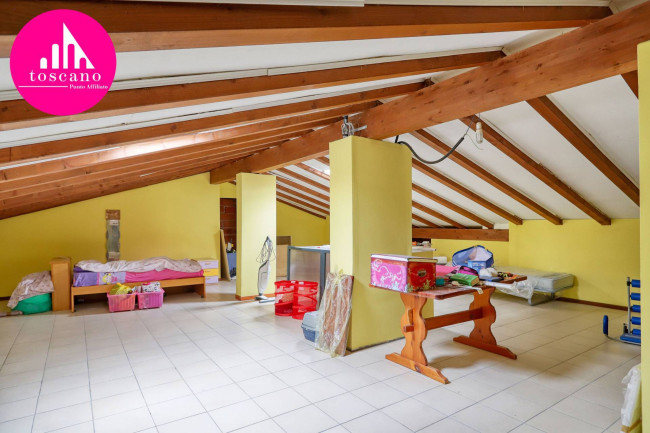 Villa in vendita a Cadegliano-Viconago