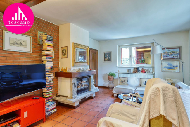 Villa in vendita a Besano