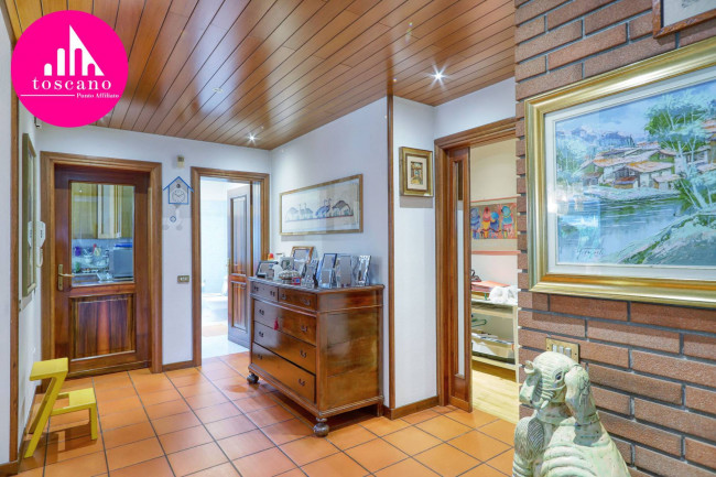 Villa in vendita a Besano