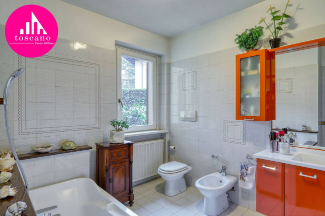 Villa in vendita a Besano